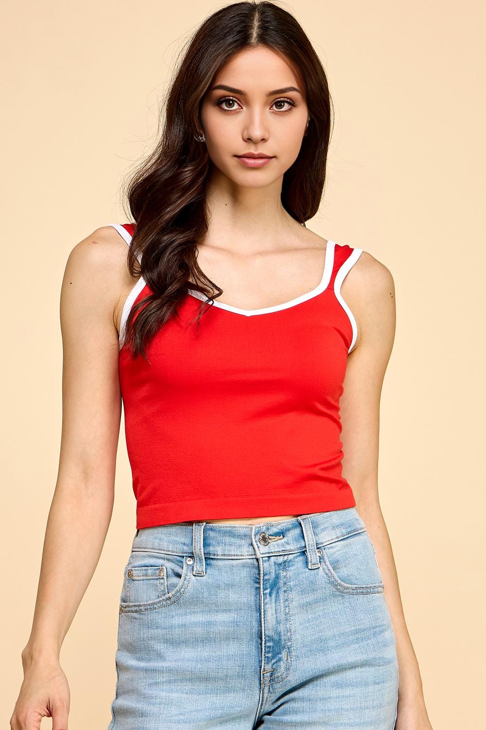 Sweetheart Crop Tank Top: Fitted Cami with Contrast Trim - QU47