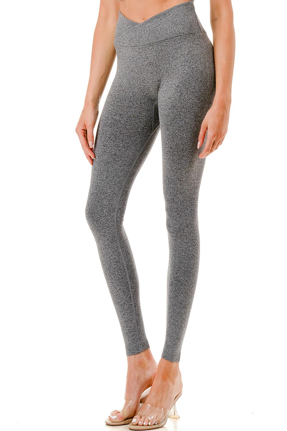 Women’s V-Waist Booty Scrunch Leggings in Charcoal Ribbed